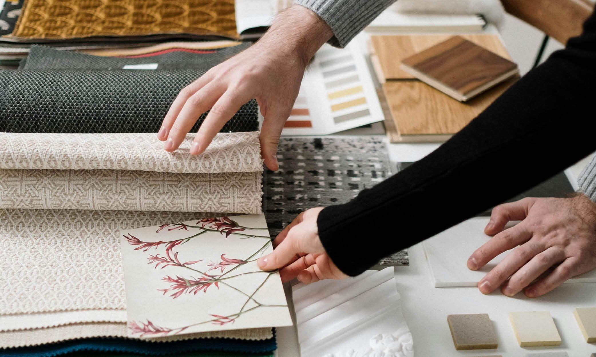 ¿Eres diseñador de interiores? Colabora con nuestros expertos en textiles de cama y eleva tus proyectos con soluciones personalizadas para tus clientes.