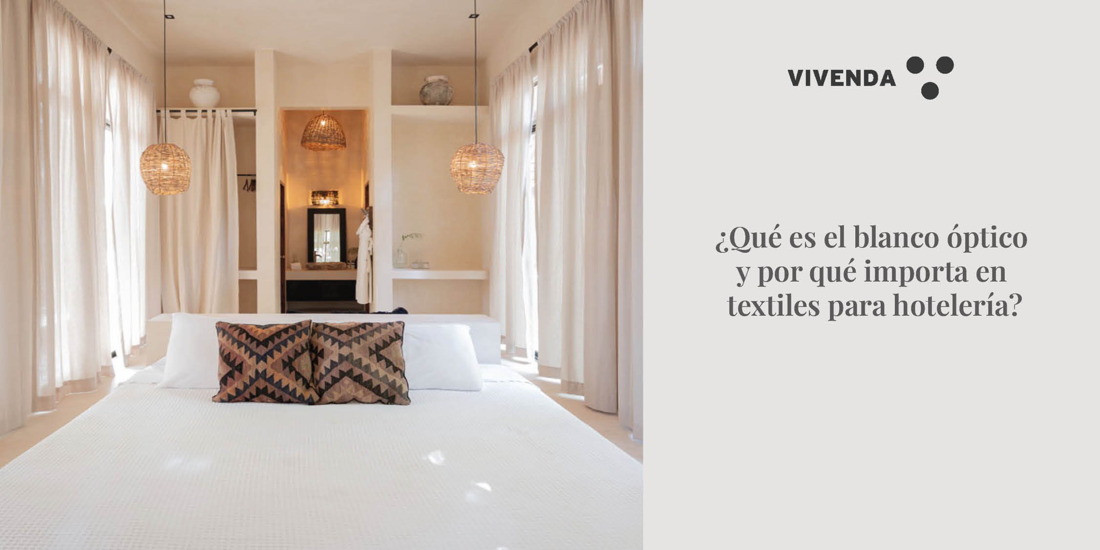 Comparación entre blanco óptico Vivenda y un blanco tradicional después de 50 lavados: diferencia visible en luminosidad, color y pureza del tejido.